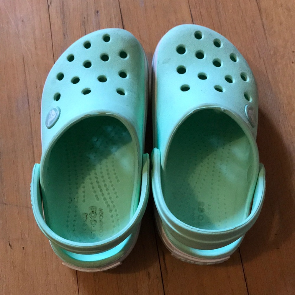Toddler crocs size 9 used